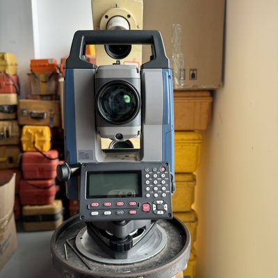 Used Sokkia IM101 total station 5.3kg Topcon total station 0.5m minimum focus for precise surveying requirements