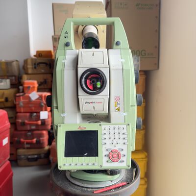 Cecond hand Leica TM50 Total Station with 5.0″ Capacitive Multi-Touch, IP66 Rated Dust and Water Resistance, and 1″/5″/10″ Minimum Readout for Precise Surveying