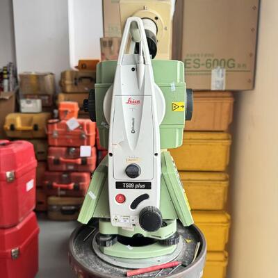 Used Leica TS09 Total Station with 1000m Non Prism Distance IP66 Dust and Water Resistance and Real-time Operating System