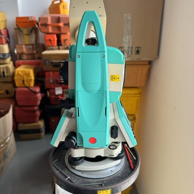 Stazione Totale Ruide RTS-822R10M 1000m Senza Prisma Precisione 2''