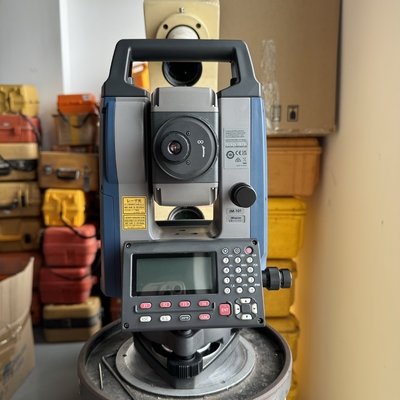 Usata stazione totale Sokkia IM101 stazione totale senza riflettore avanzata 5.3kg 45mm Apertura EDM 48mm per misurazioni precise