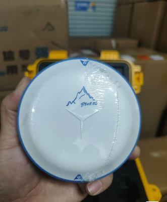 Ricevitore GNSS CHCNAV I76/X13 Ricevitore GNSS RTK ad alta sensibilità con banda L QZSS L1C e alimentazione esterna 9.0-27.0 V CC