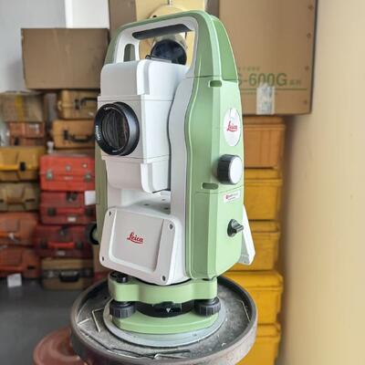Leica TS03 Stazione totale con porta USB e IP66 resistenza alla polvere e all'acqua per 500m Nessun rilevamento a distanza da prisma