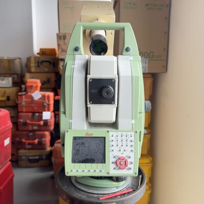 Usata Leica Total Station TM50 con lettura minima di 1