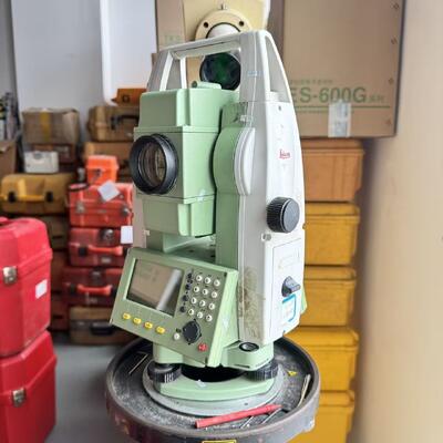 Usata Leica TS09 Total Station con IP66 resistenza alla polvere e all'acqua, 0.6s misurazione grossolana e 1 minimo di lettura precisione strumento di rilevamento