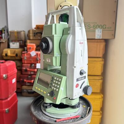 Leica TS09 Stazione totale senza riflettore con 1000m Distanza non prismatica 1G Massa di memorizzazione dei dati e sistema operativo in tempo reale
